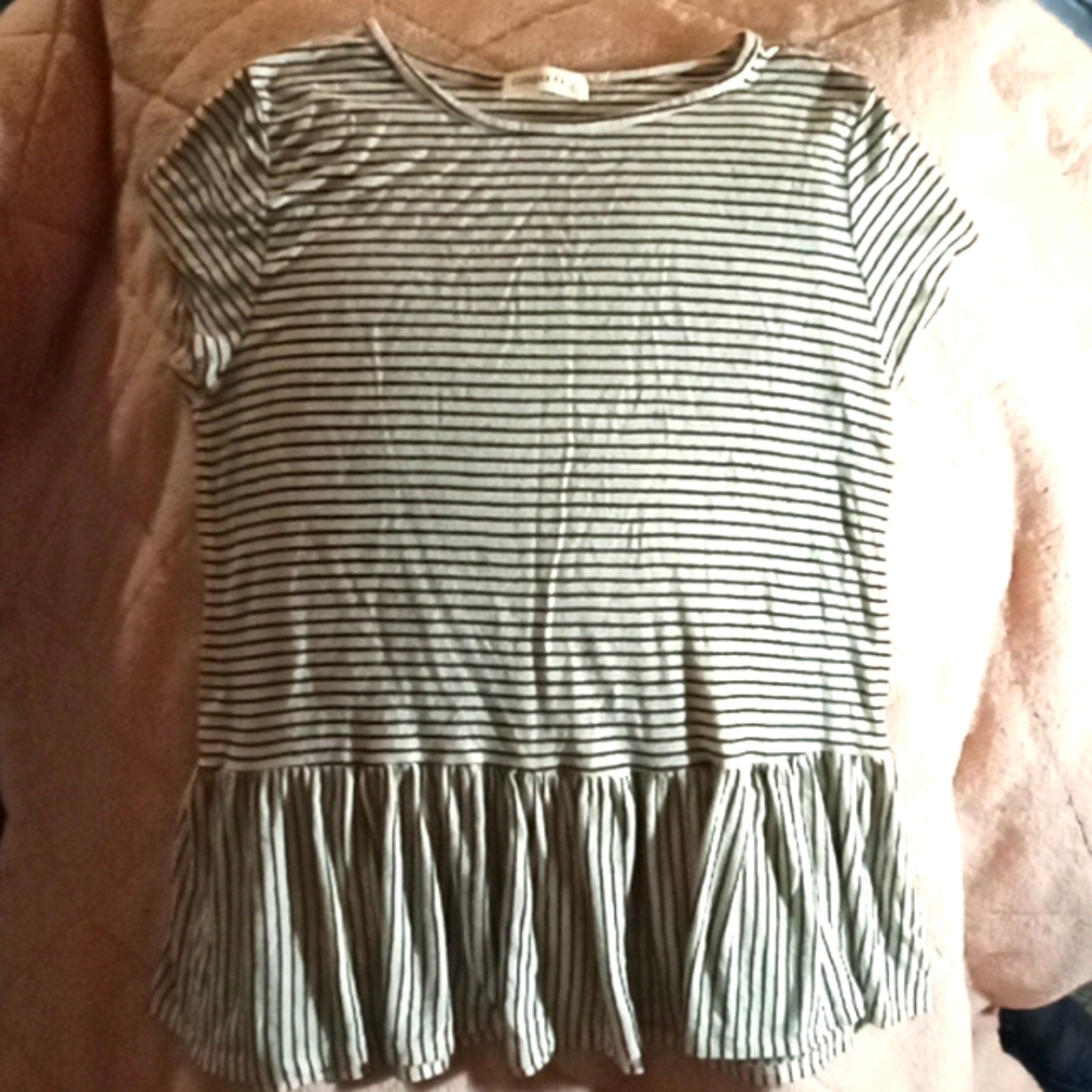CUTE RUFFLED SHIRT BY GINGER G